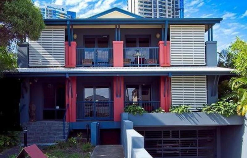 Arrival Lodge Hostel Accommodation Gold Coast Exterior foto